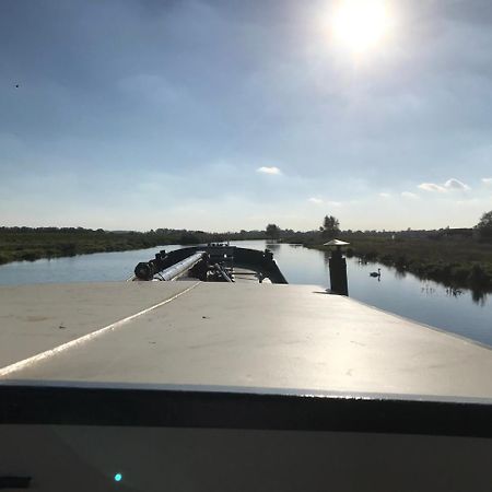 Hotel Barge Waternimf Ely Esterno foto