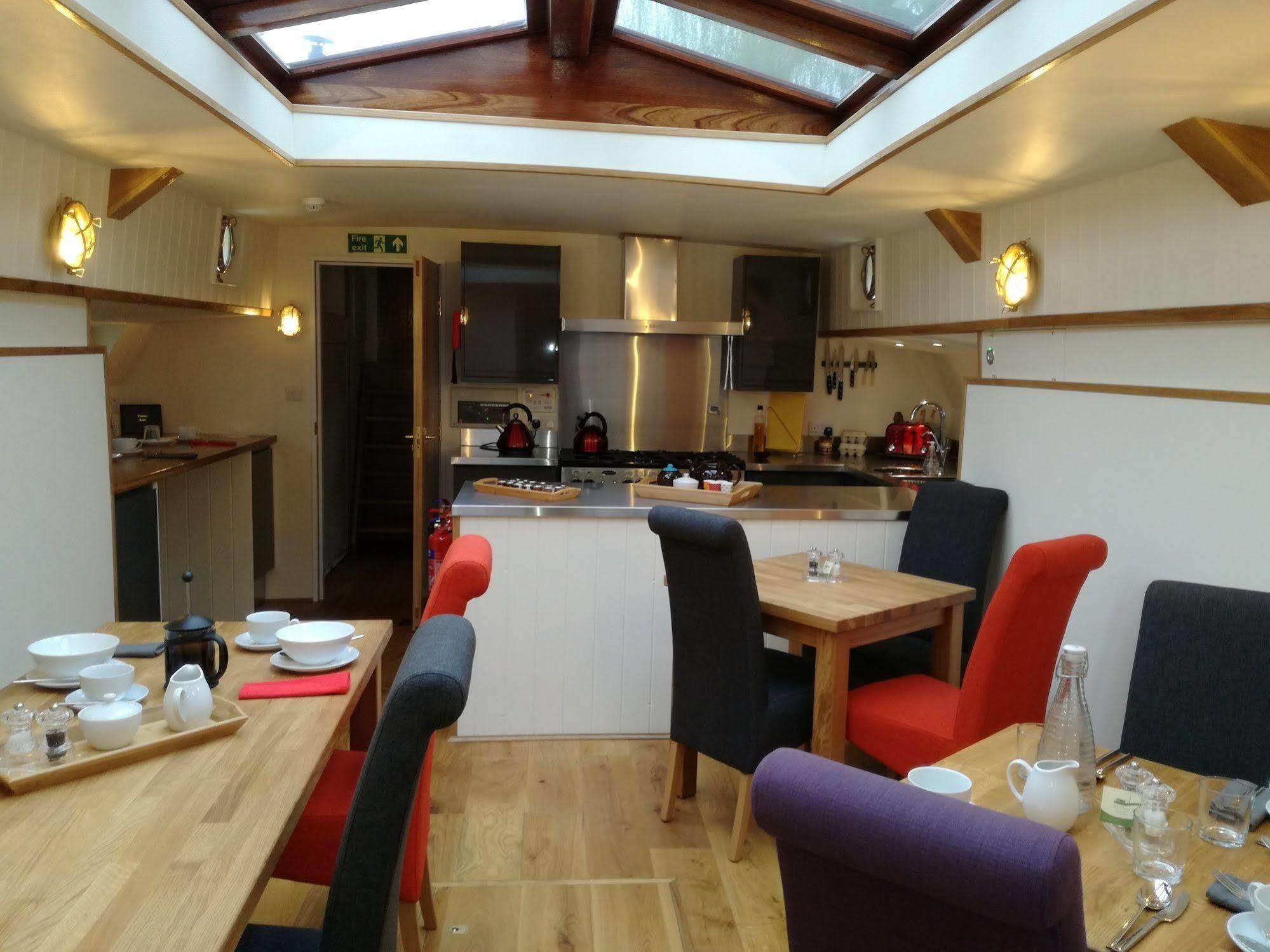 Hotel Barge Waternimf Ely Esterno foto